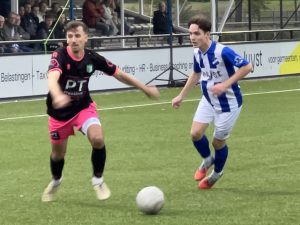 Achilles Veen wint topduel in Echt 1