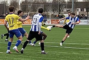 Dongen en EVV Echt delen de punten in aantrekkelijk duel. 8