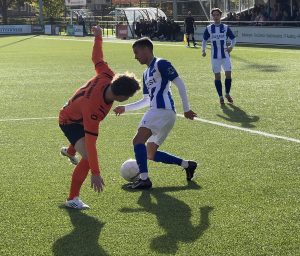 EVV Echt behaalt zwaar bevochten overwinning op Wittenhorst : 3-2 5