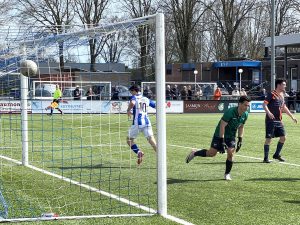 EVV Echt haalt uit tegen Maastricht West : 10-0 2