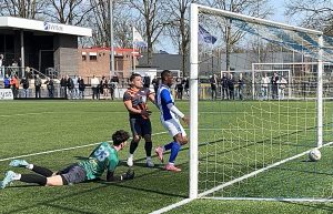 EVV Echt haalt uit tegen Maastricht West : 10-0 6