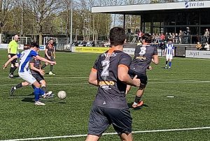 EVV Echt haalt uit tegen Maastricht West : 10-0 8