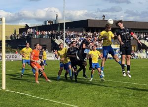 EVV Echt op bezoek bij FC Lisse. 7