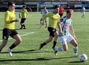 EVV Echt  op bezoek bij koploper Achilles Veen 3