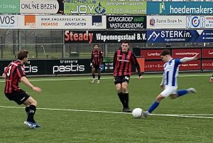 EVV Echt sluit 1e seizoenshelft af tegen OJC Rosmalen 1