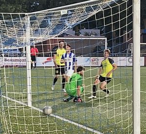 EVV Echt wint laatste oefenduel 1