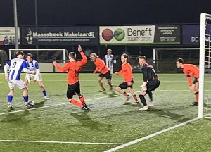 Zaterdagavond Limburgse derby EVV Echt – SV Laar 4