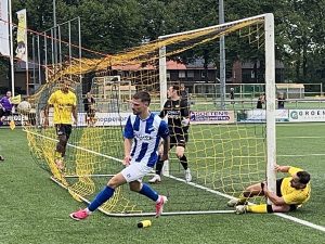 Zondag 30 augustus : UNA – EVV Echt 2