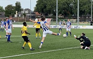 Zondag 30 augustus : UNA – EVV Echt 5